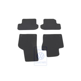 VW Original 1 Satz Fussmatten Titanschwarz/Schwarz - 5C1863011C EOM