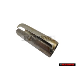 SKF Vorderachse Lenker Lagerung Montierhülse - VKDS 331062