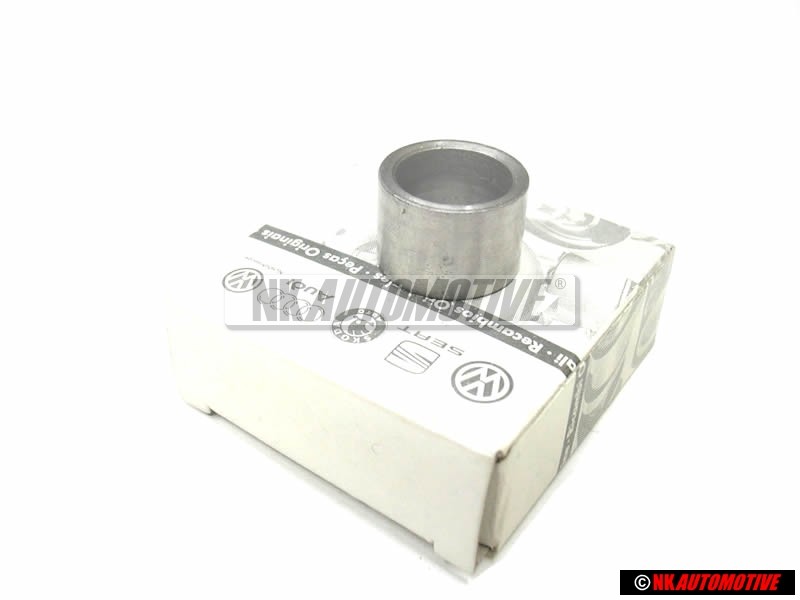 VW Classic Parts Huelse - 133412365