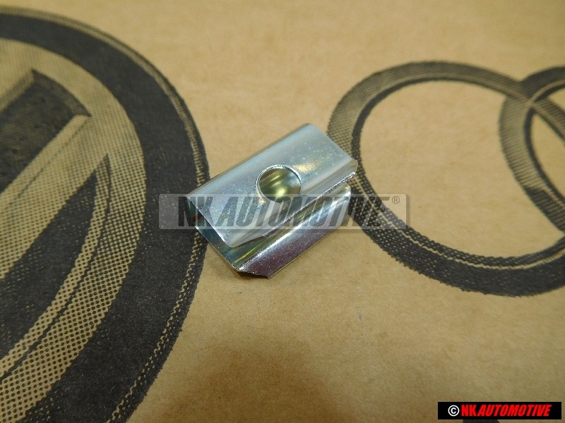 VW Original Klammer - 811853695